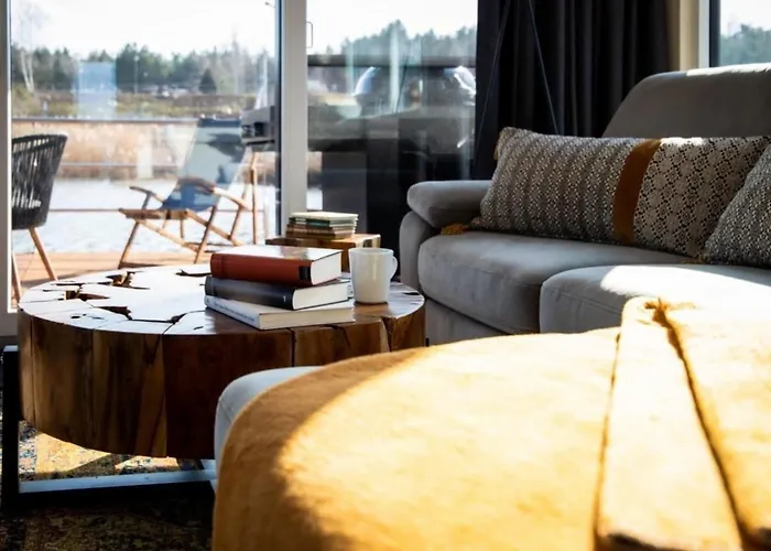 Hausboot Bahama Mama Hotel na wodzie